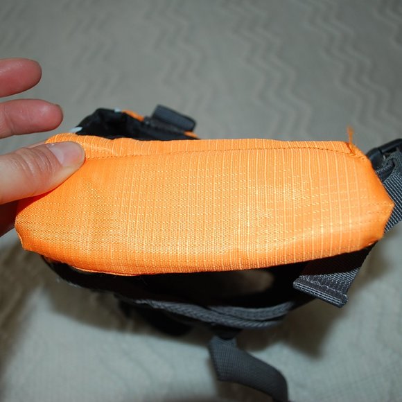 Outward Hound Dog Life Jacket - Picture 3 of 10
